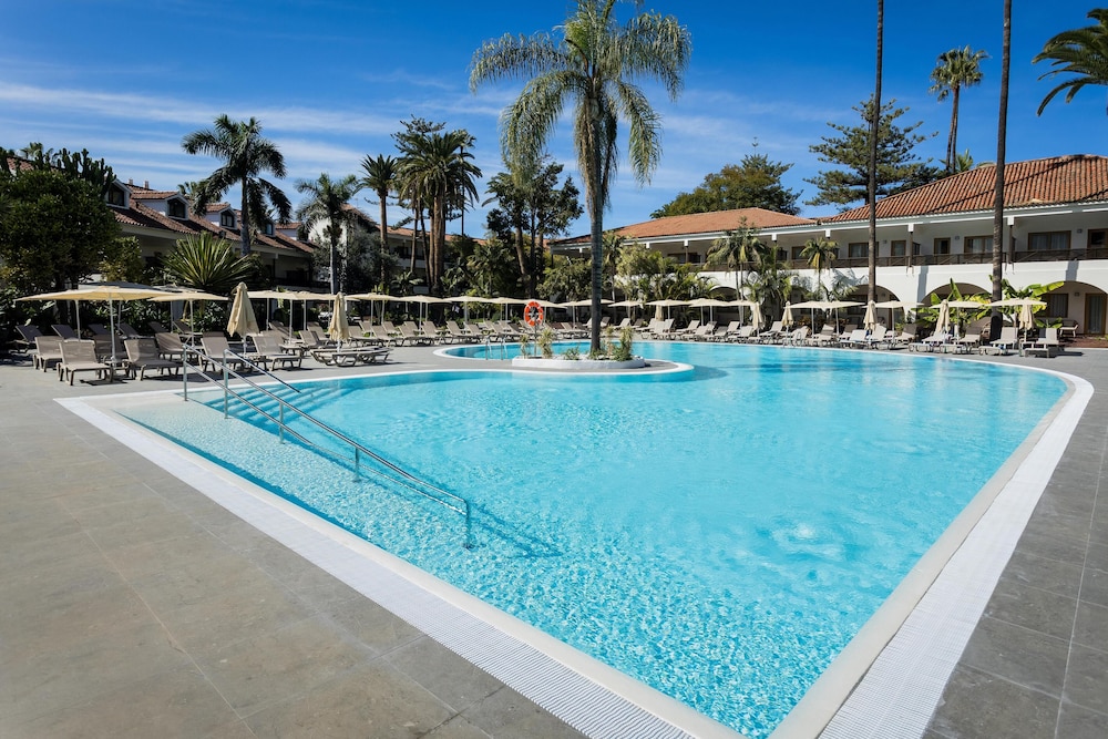 Hotel Parque San Antonio 43/75