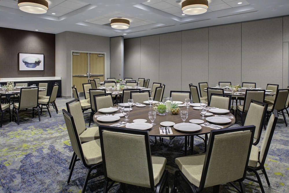 Hilton Garden Inn Jackson Tn 69/83