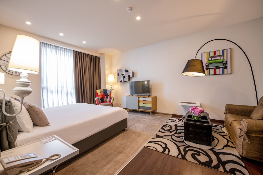 Opera Suite Hotel 19/50