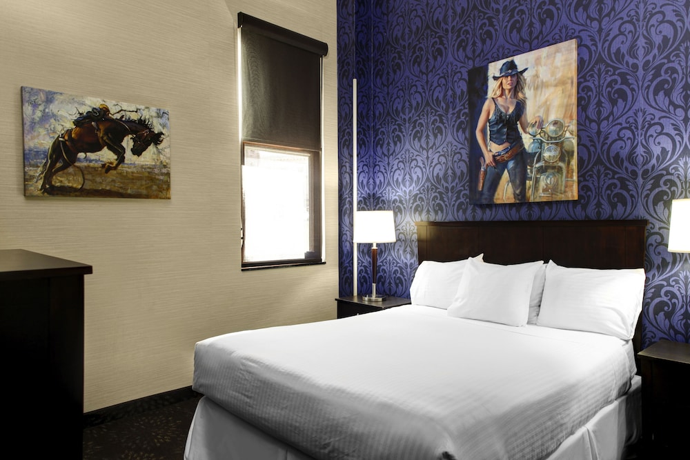 The Hotel By Gold Dust 8/22