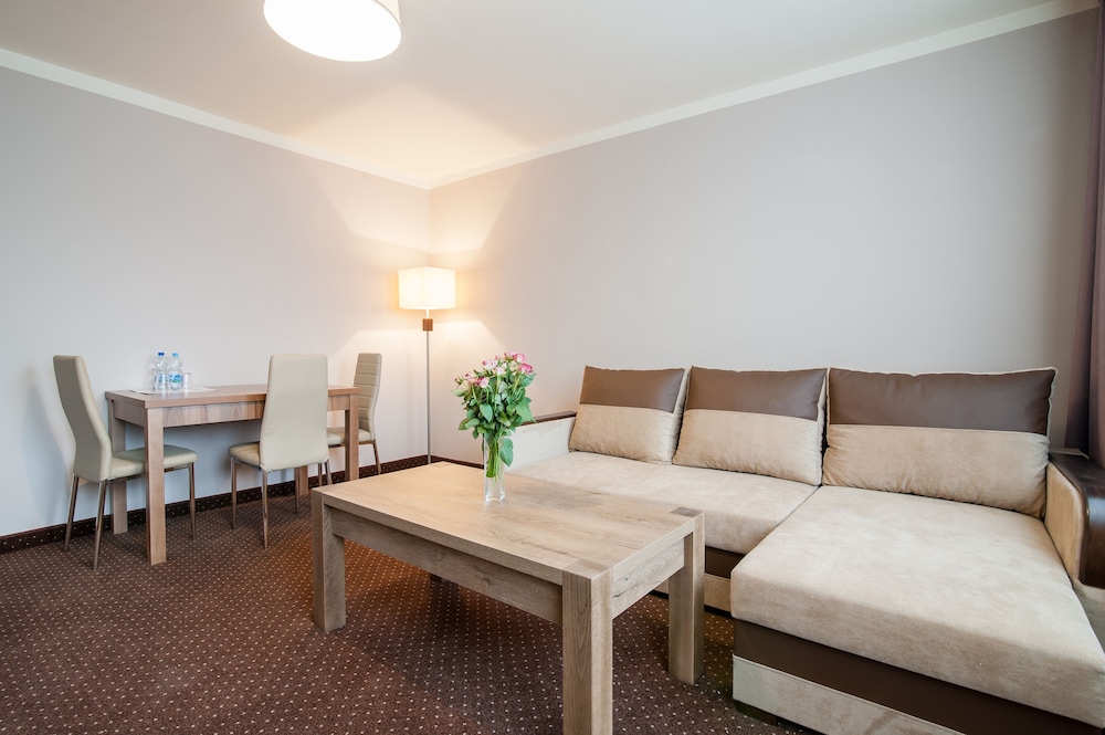 Hotel Diament Zabrze 30/66