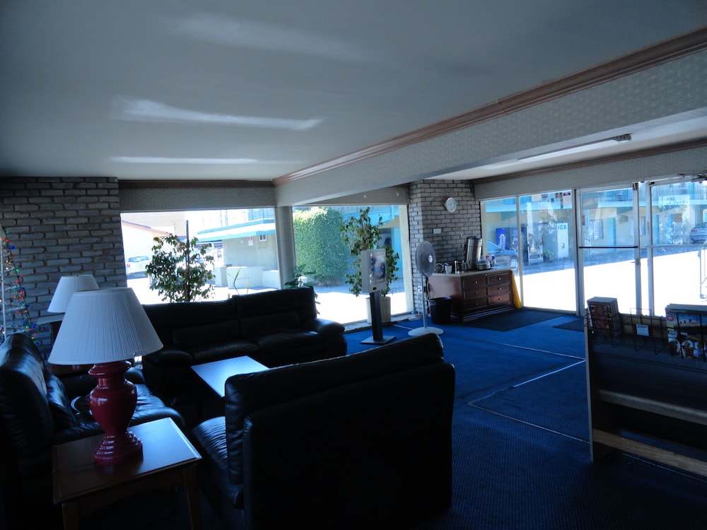 Travel Inn 15/33