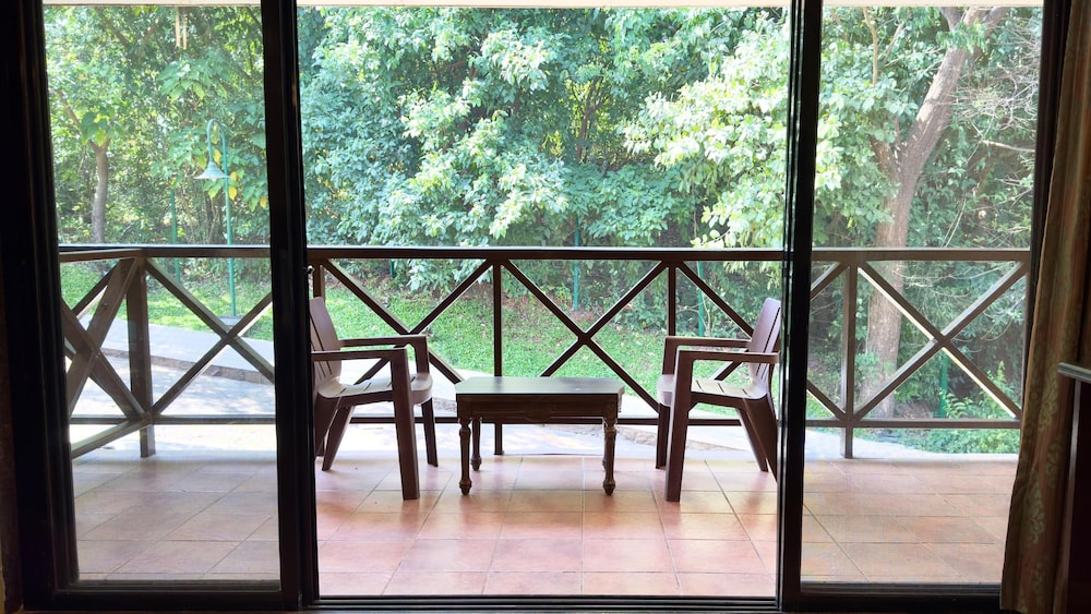 The Upper Deck Resort 29/50
