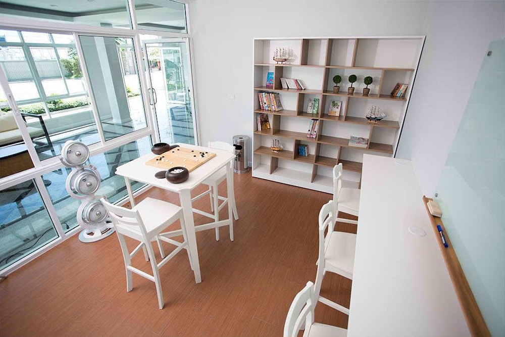 Bbg Seaside Luxurious Service Apartment 21/31