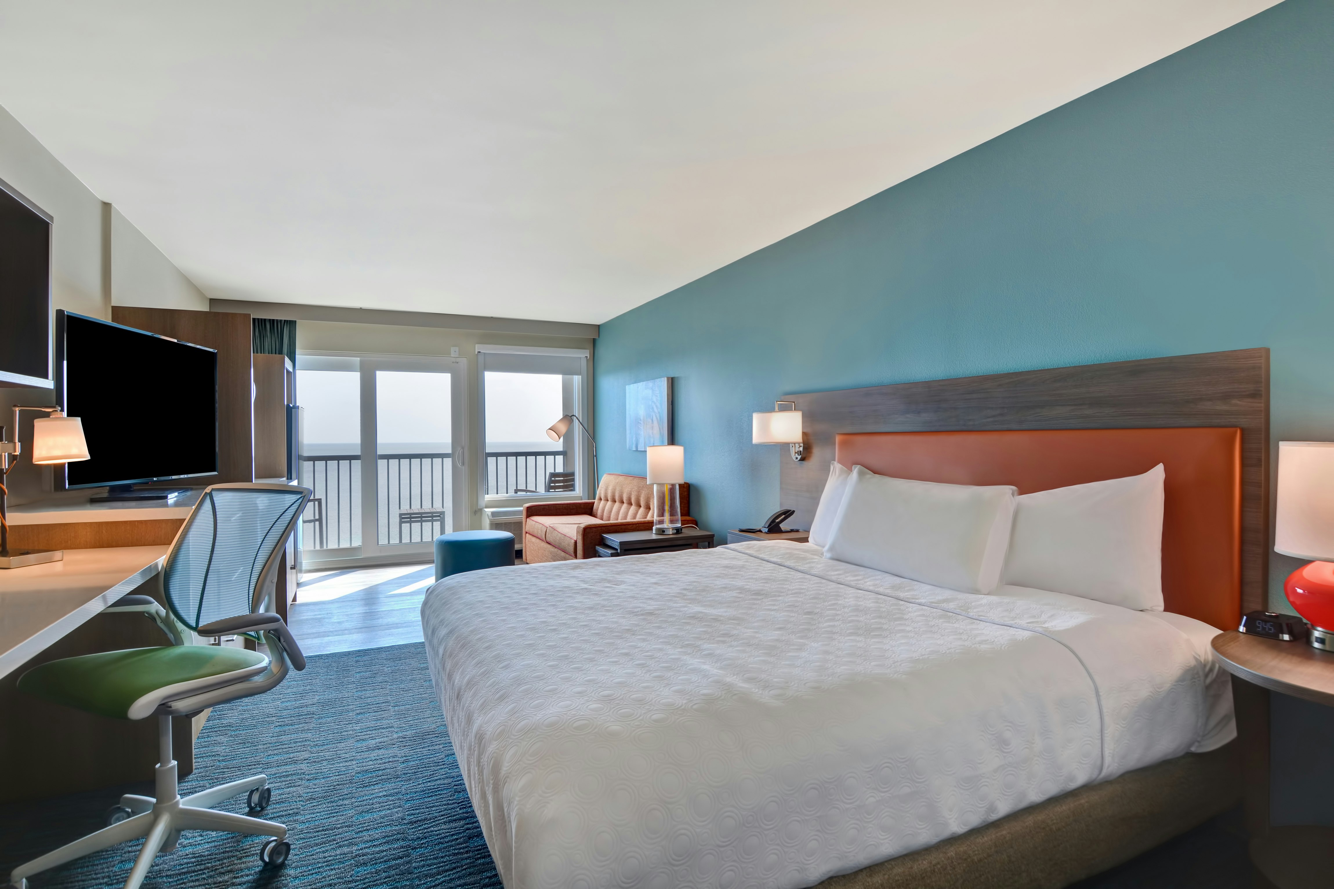 Studio, Suite, King Bed, Ocean Front