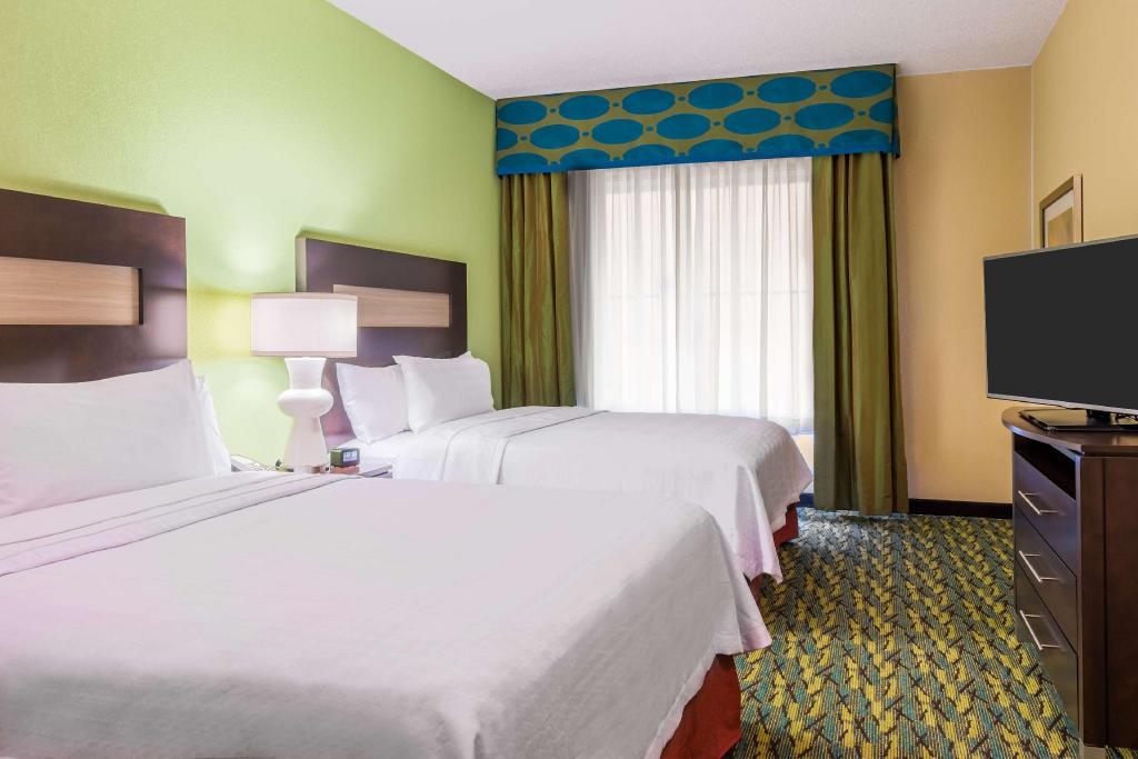 2 BEDROOMS, SUITE, 1 KING OR 2 QUEEN BEDS, ACCESSIBLE