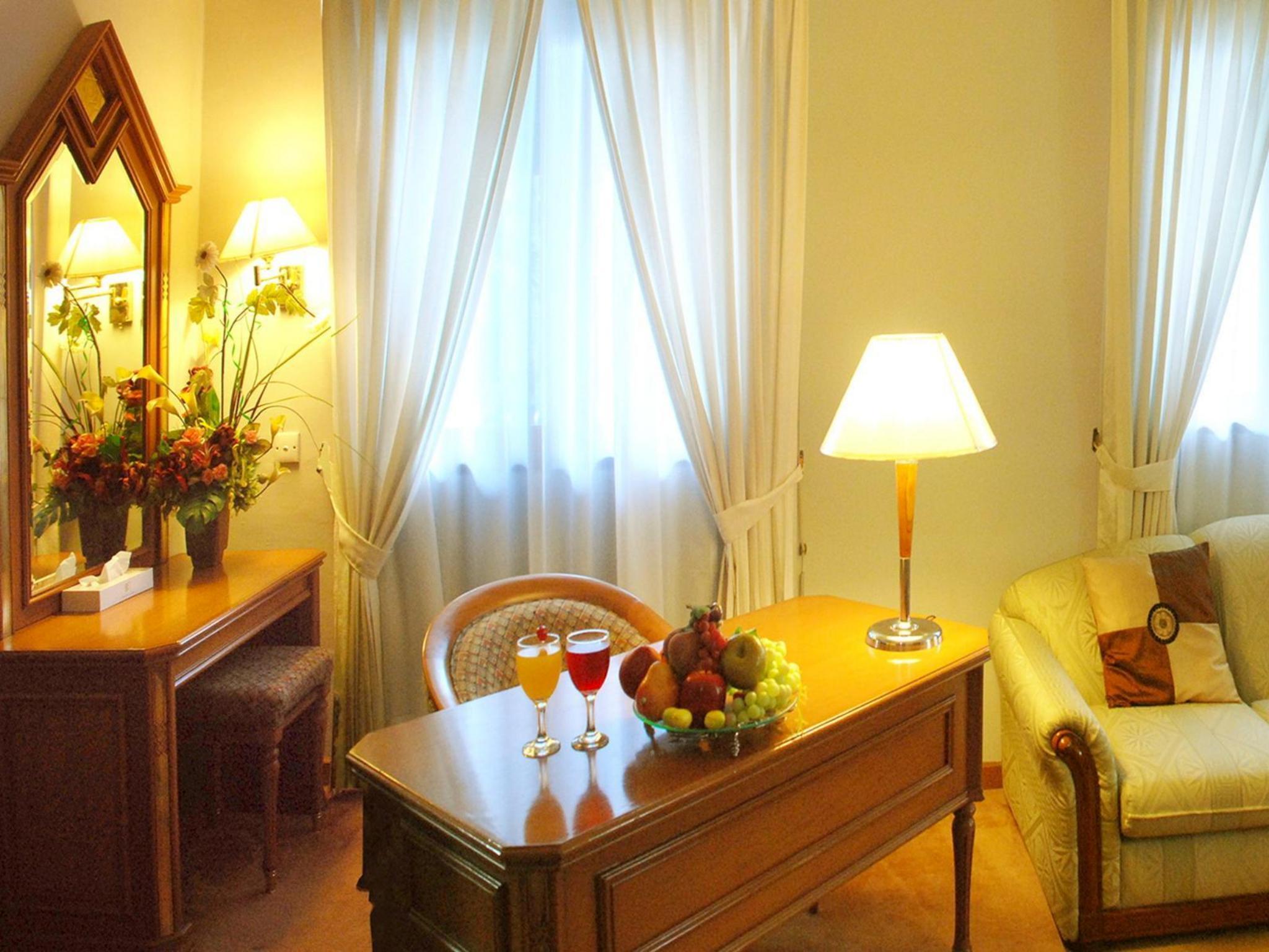 Royal Denai Hotel 8/20