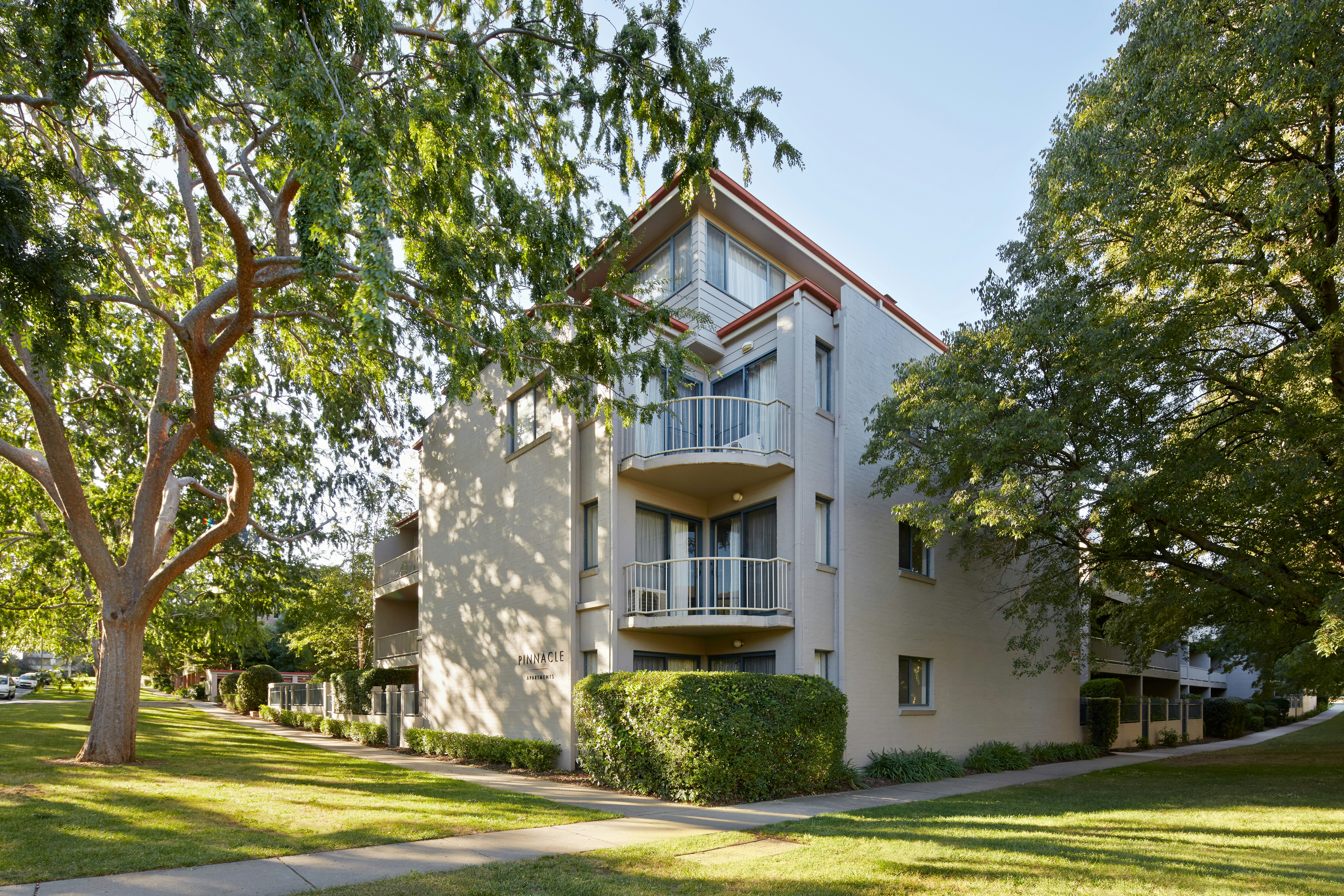 Pinnacle Apartments، كانبرا 38/43