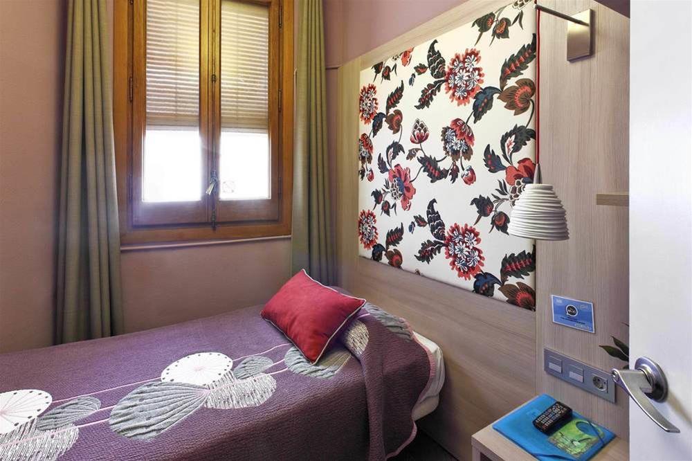 Hotel Ginebra 19/39