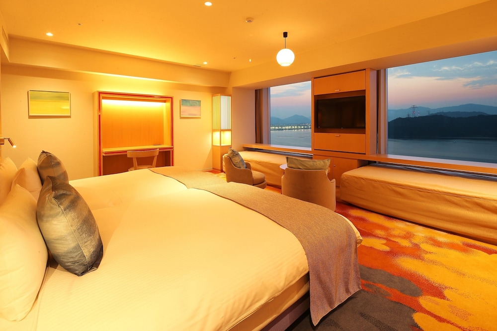 Grand Prince Hotel Hiroshima 16/73