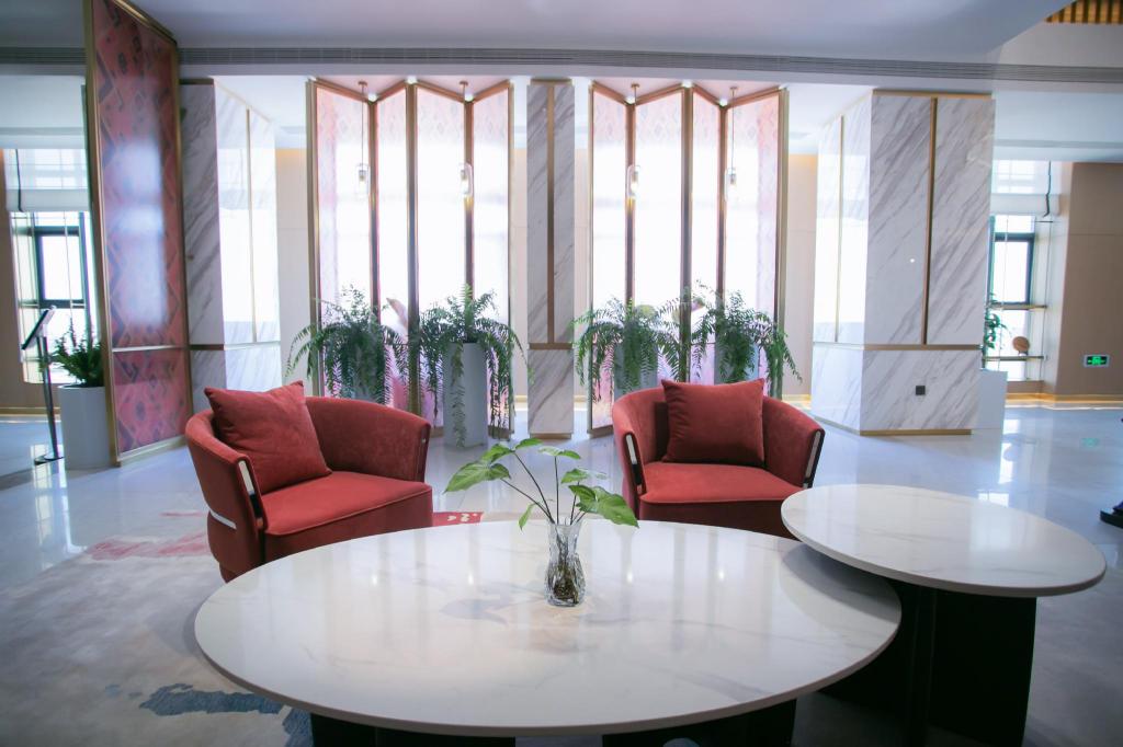 Ramada by Wyndham Vientiane Central 33/54