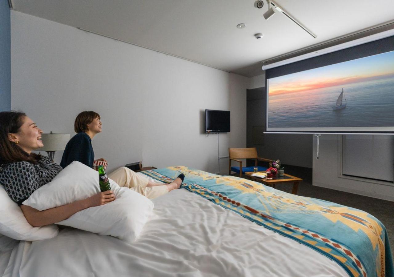 Theater, Superior, Double or Twin Bed, Private Bathroom