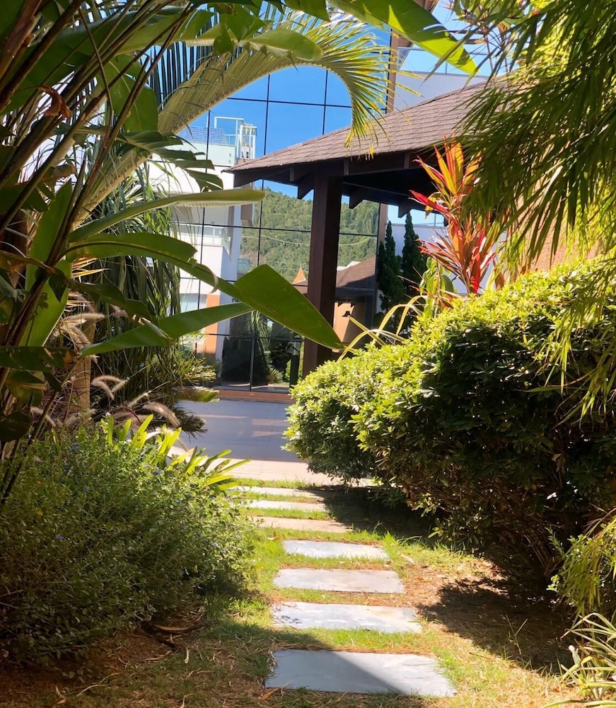 Reserva Praia Hotel 67/73