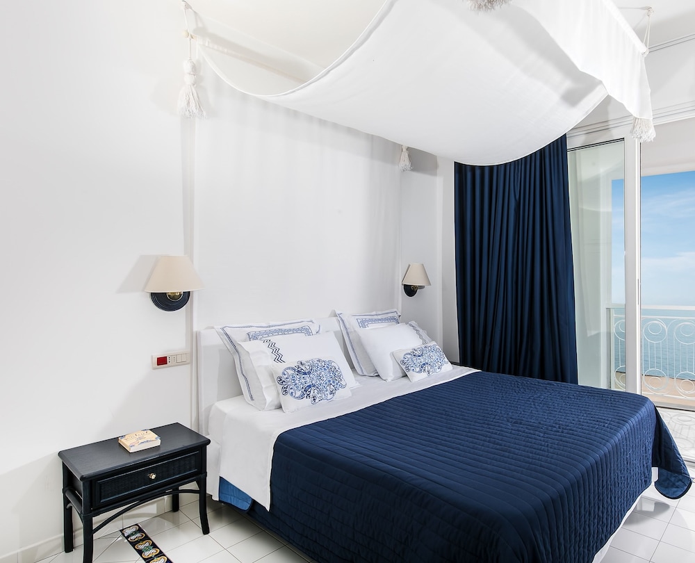 Junior Suite, Double Bed, Sea View