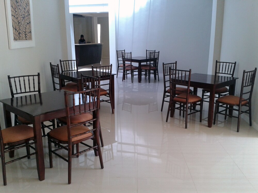 Noola Inn Hotel Bogor 37/43