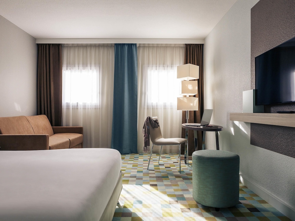 Mercure Marne la vallee Bussy St Georges 18/52