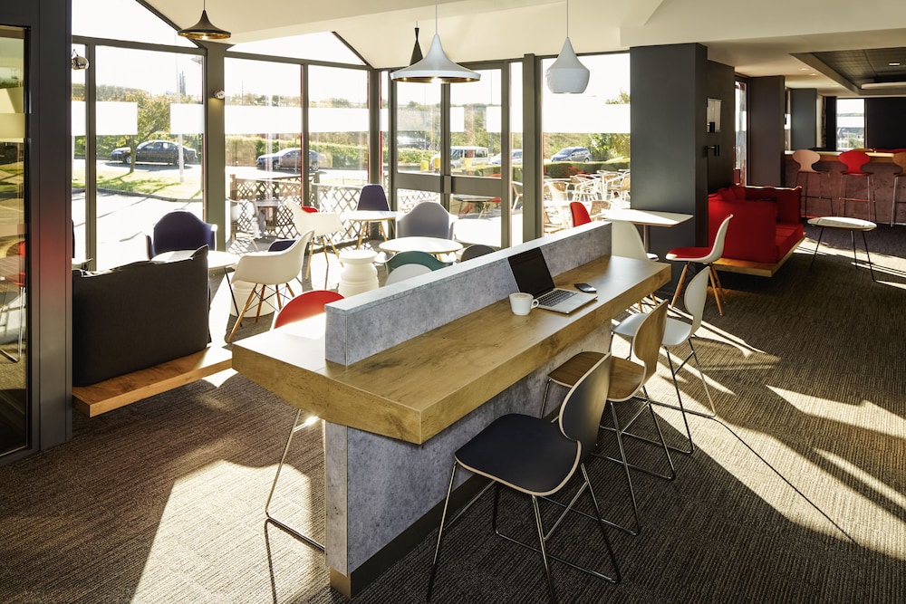 Ibis London Luton Airport 30/49