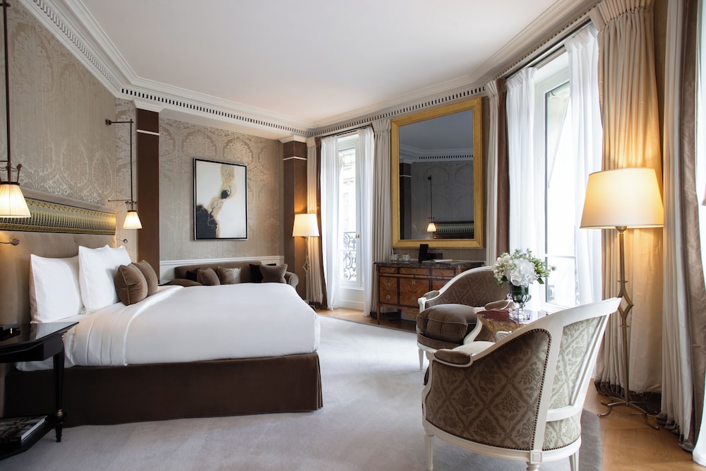 جناح بسرير كينج، La Reserve Paris Hotel And Spa 5/7