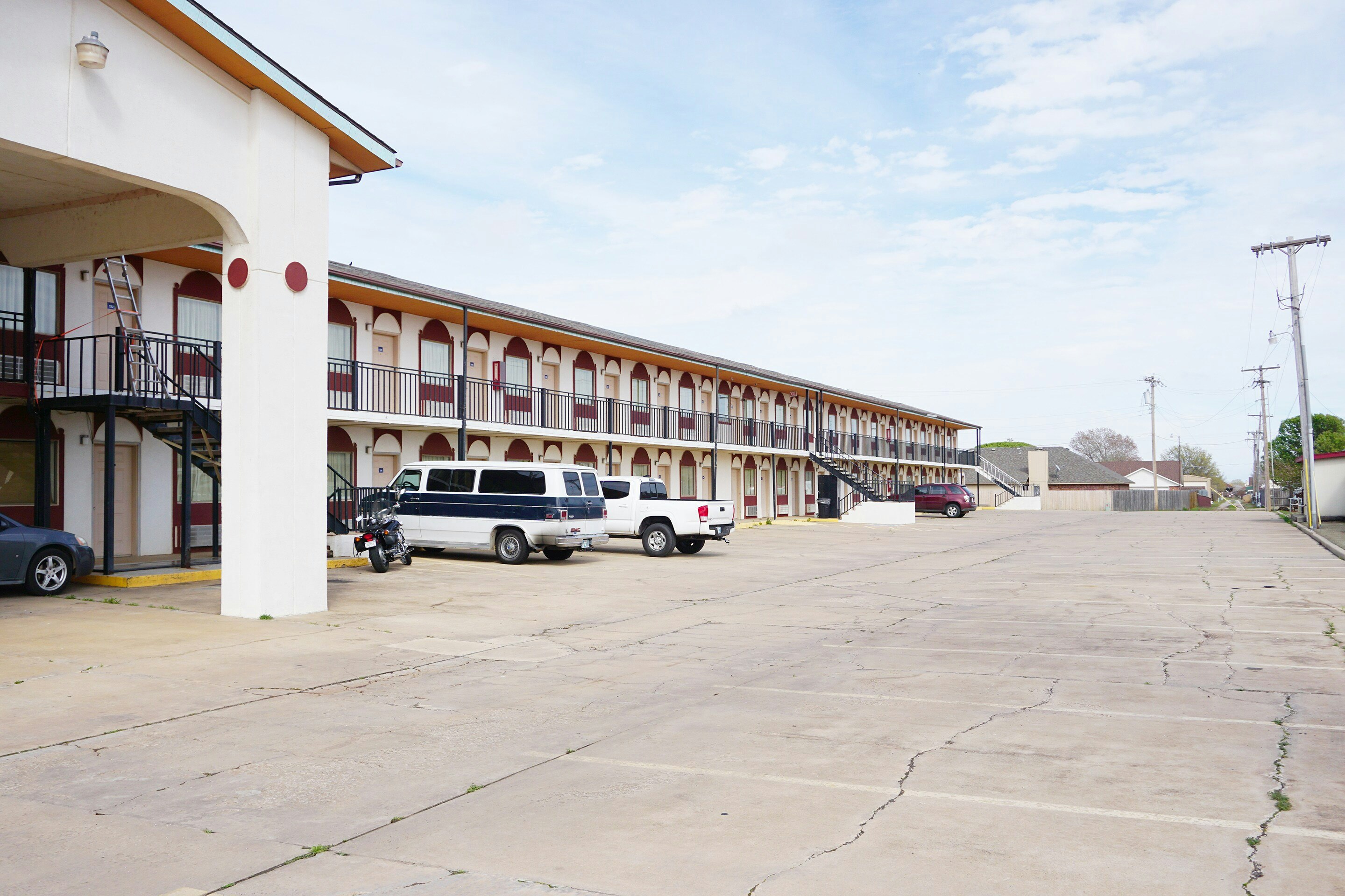 Hotel Altus N Main St 4/6