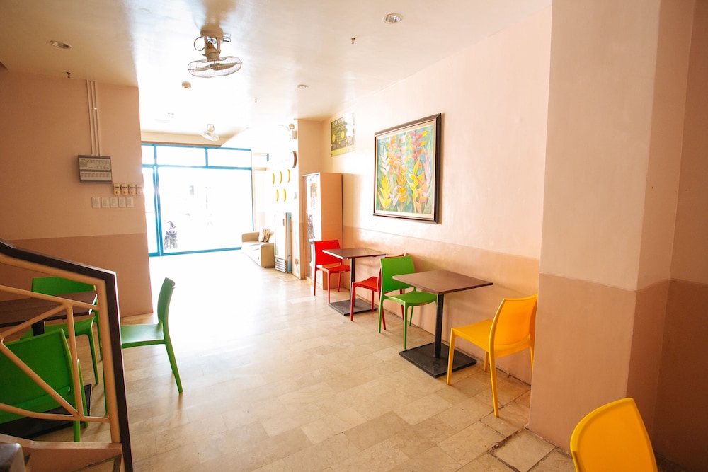 Gv Hotel Tagbilaran 52/61