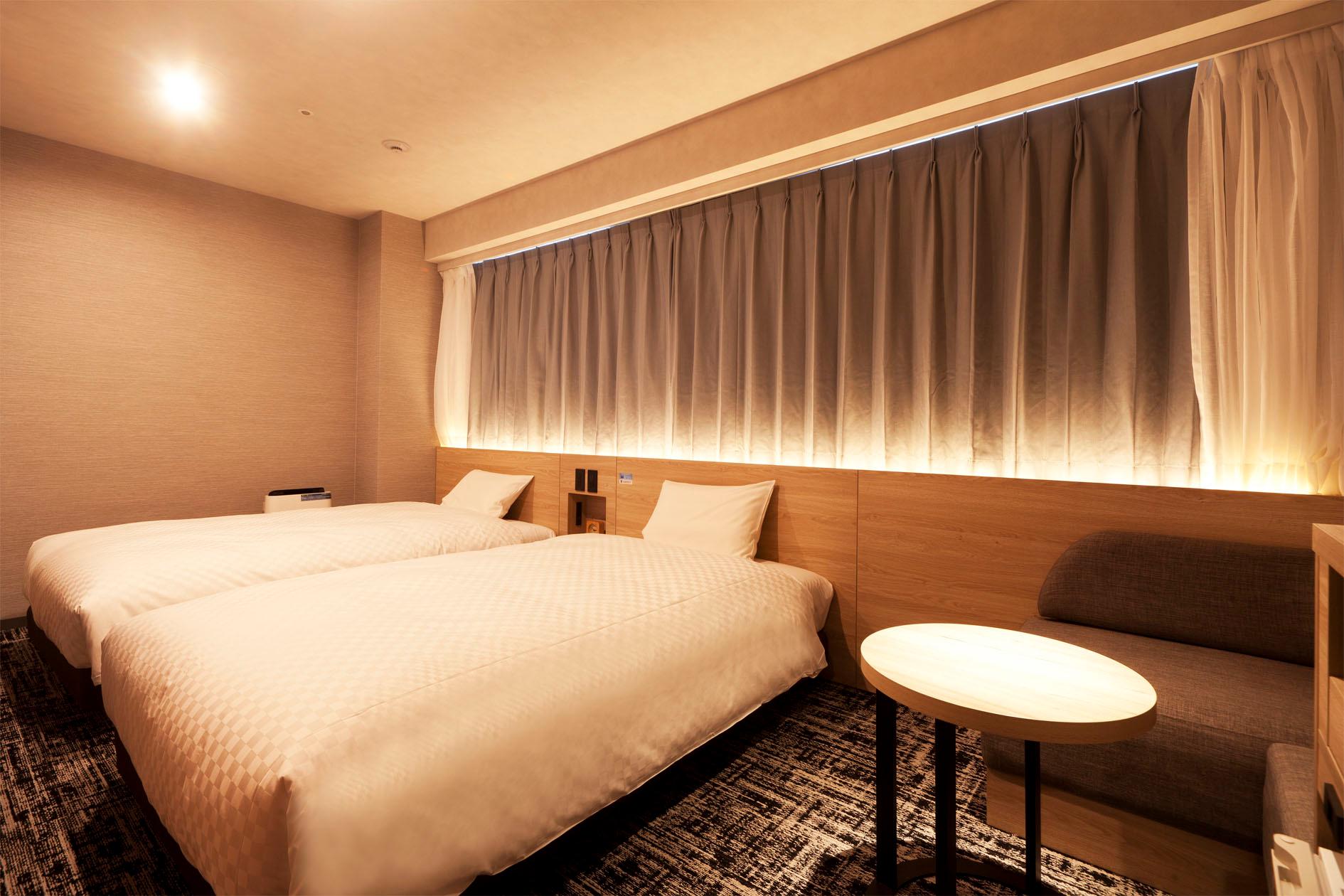 Renovated, Standard, Twin Beds, City View