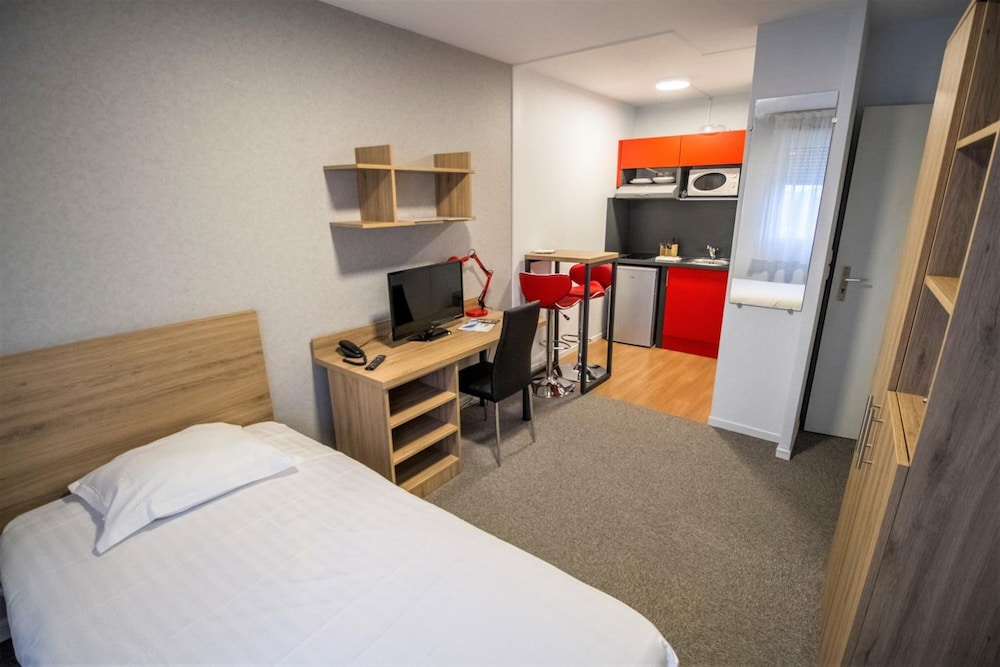 Kosy Appart'hotel Le Champ De Mars Reims 19/54