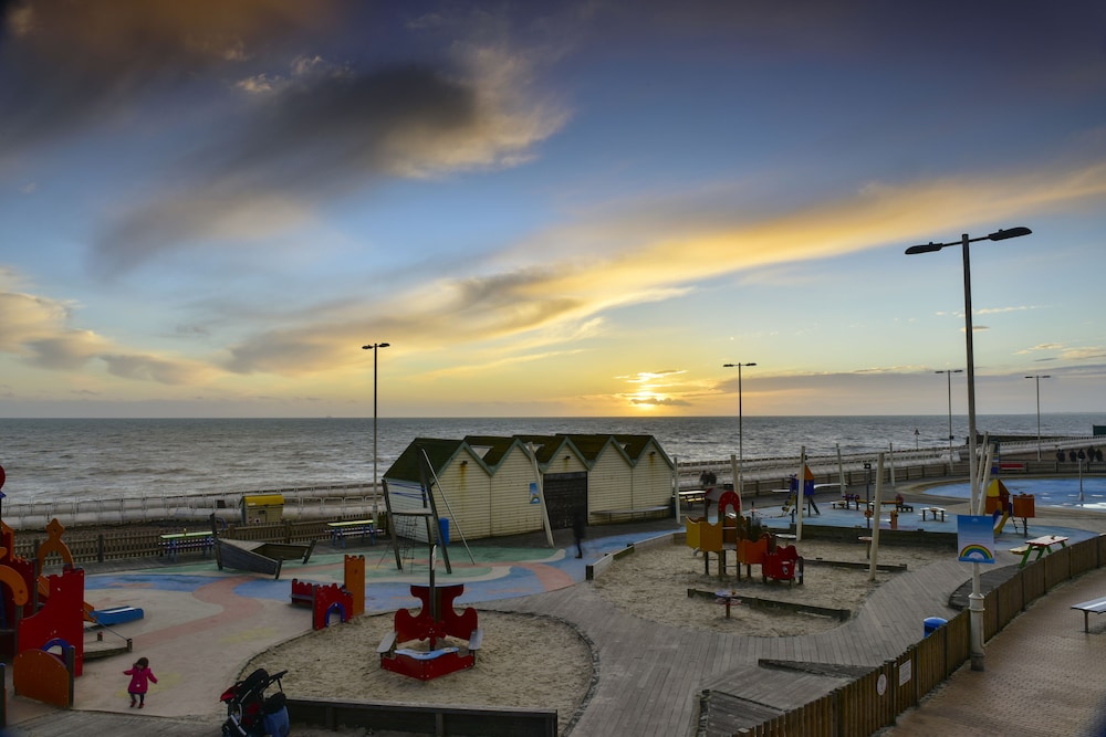 Holiday Inn Brighton Seafront Hotel 38/66