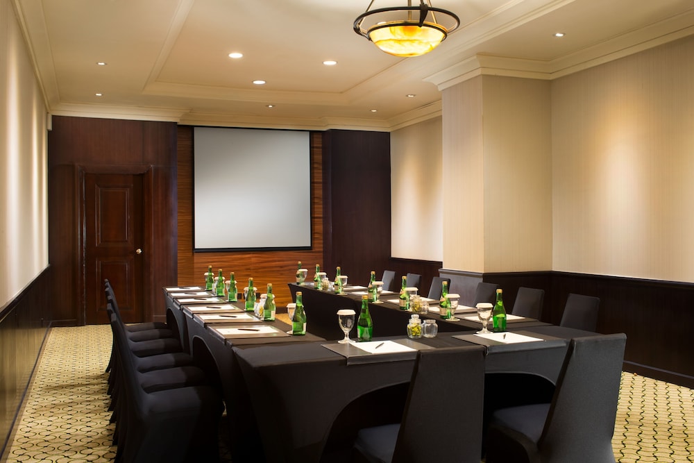 Bumi Surabaya City Resort 33/46