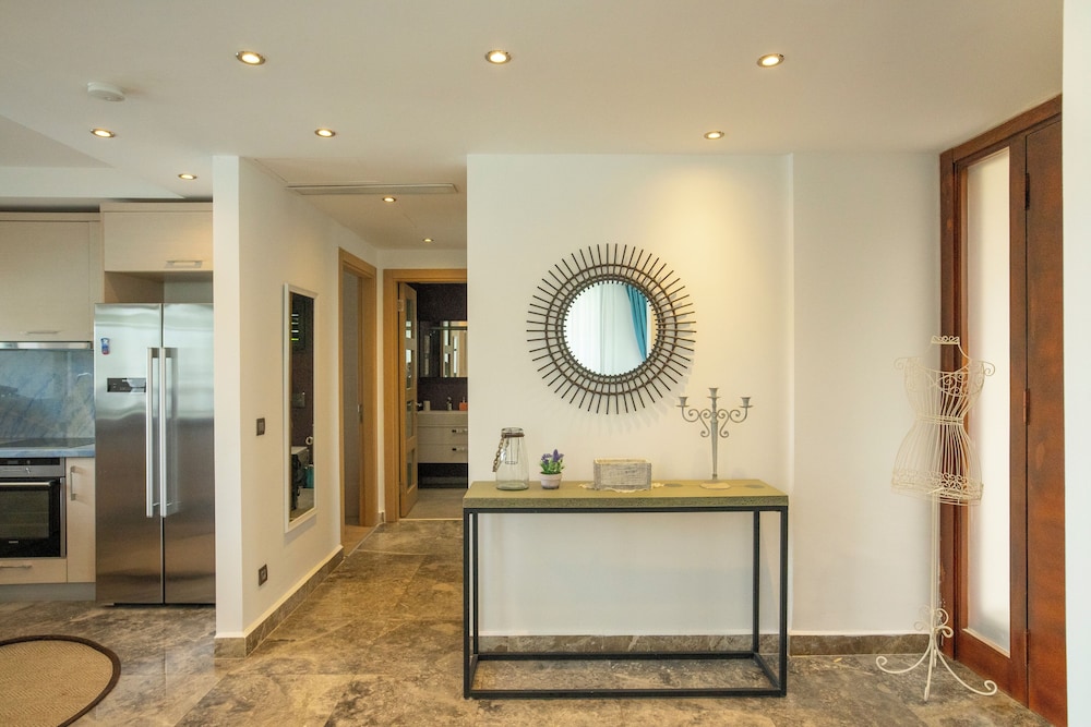 Alya Sierra Bodrum 7/60
