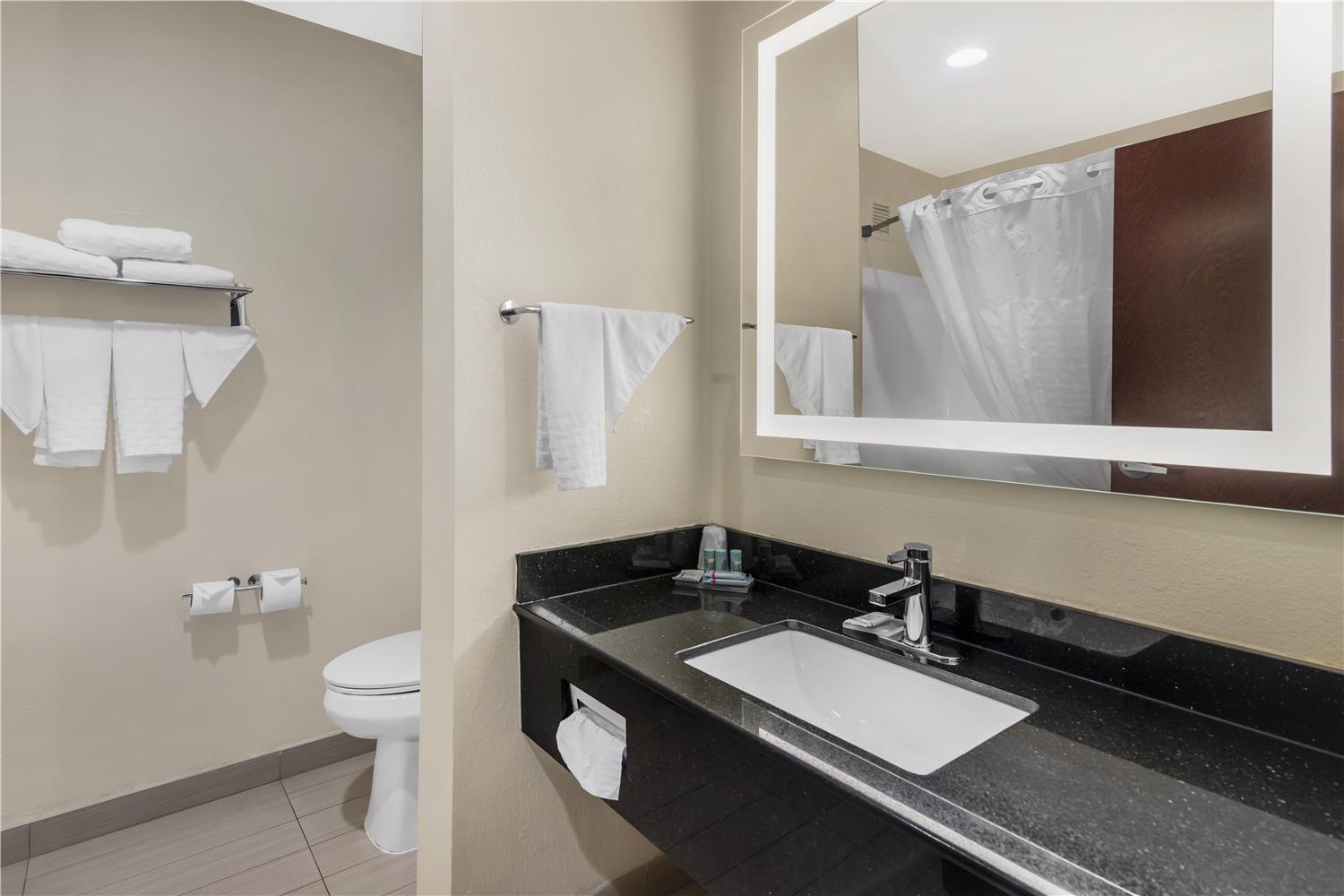Best Western Concord Inn & Suites 31/31