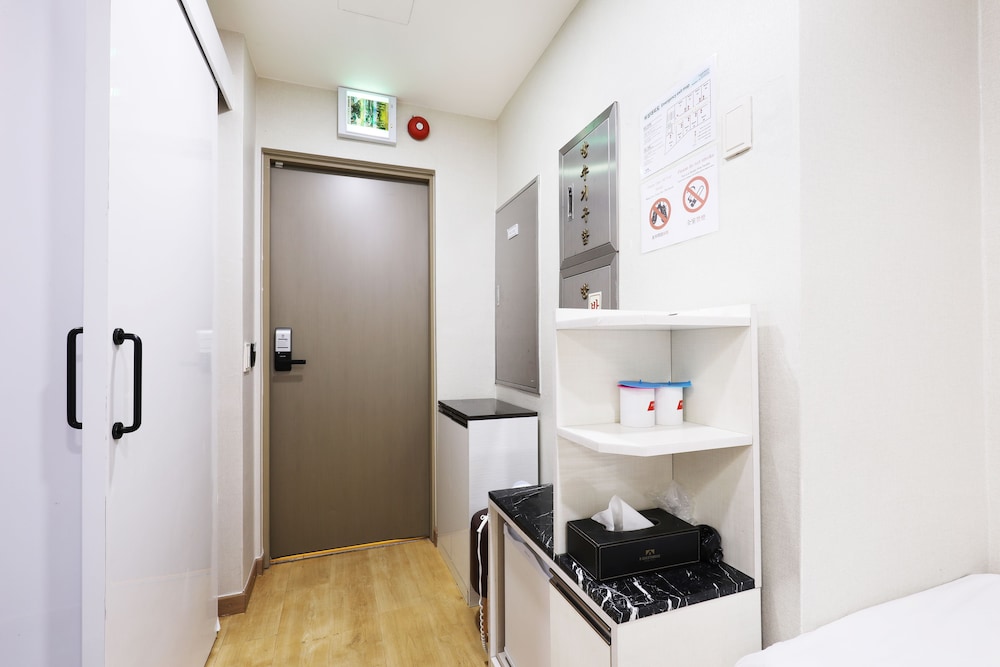 Myeongdong Stay7 9/50