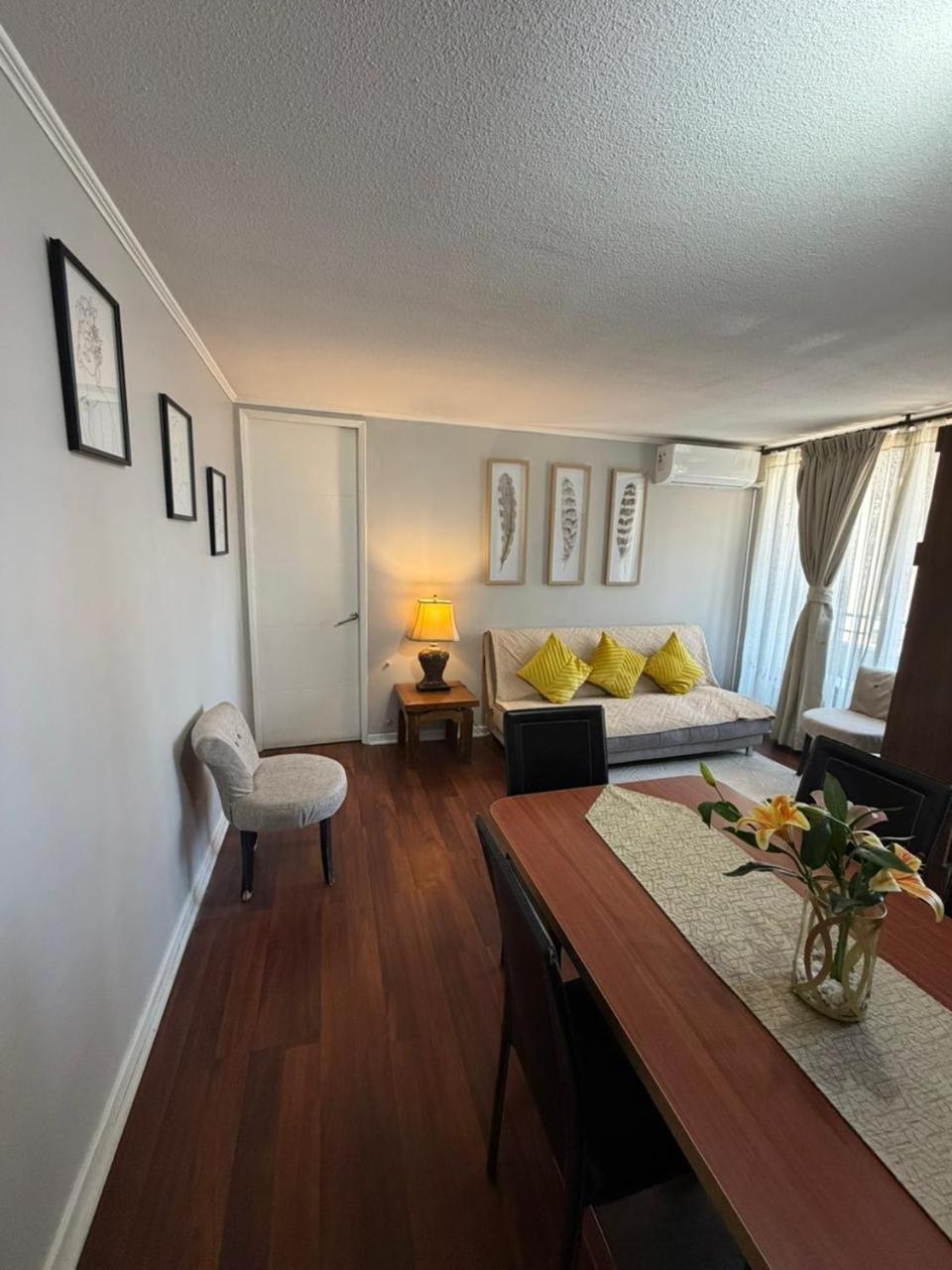 Room, Quintuple