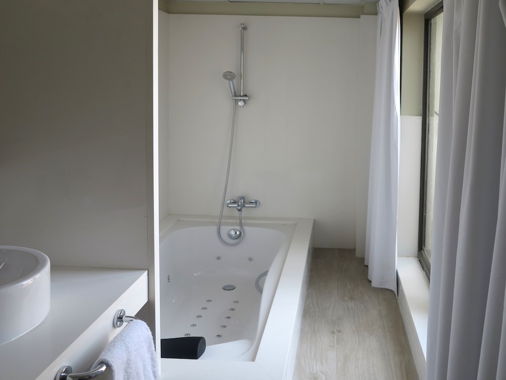 Serennia Exclusive Rooms 58/58