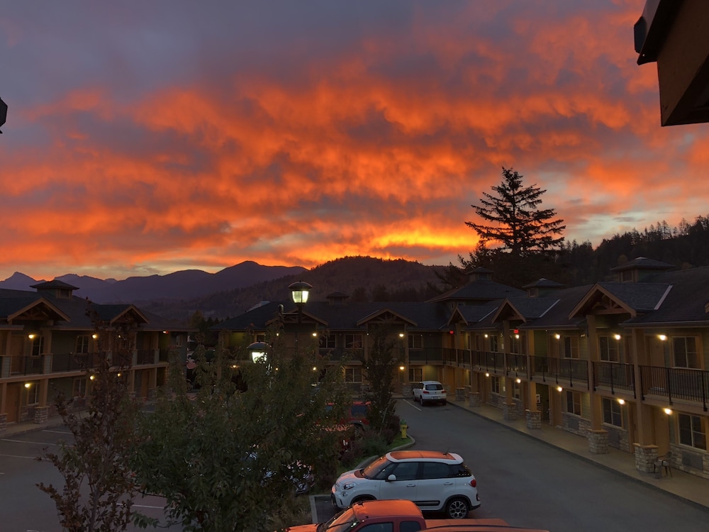 Vedder River Inn 38/46