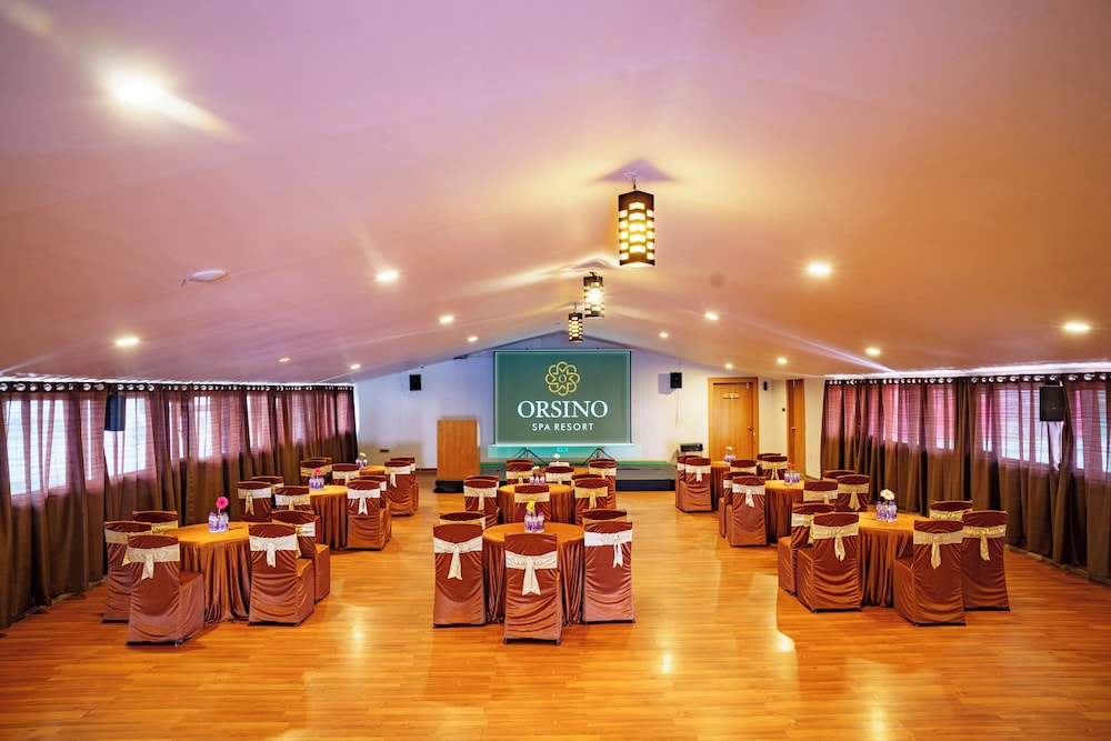 Orsino Resort Mall Road 39/46