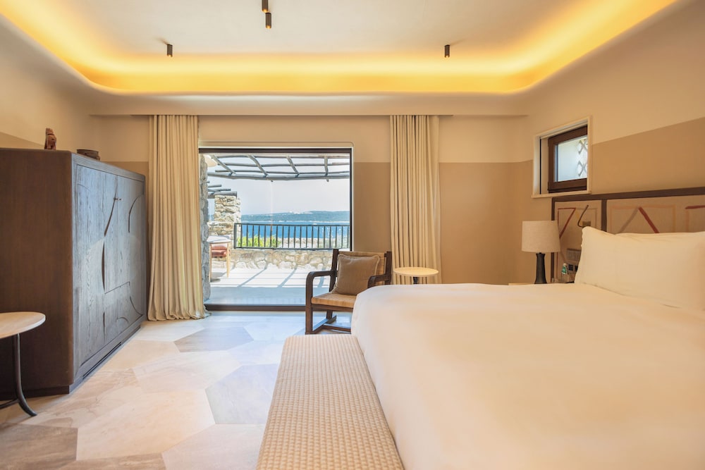 Sea, King Bed
