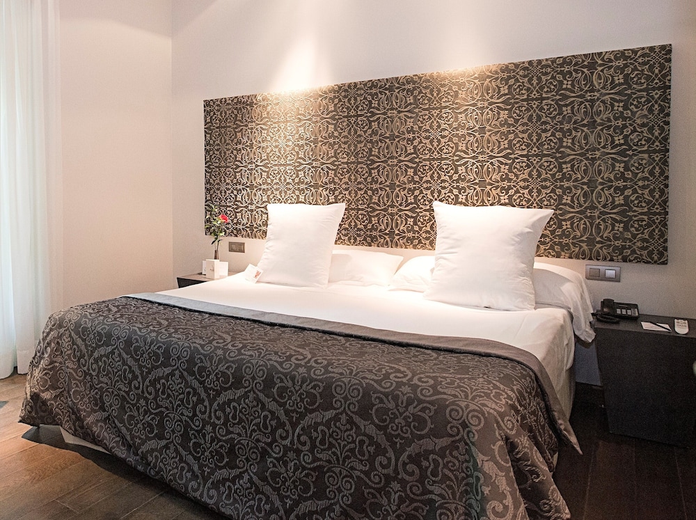 Hospes Palacio del Bailio 12/81