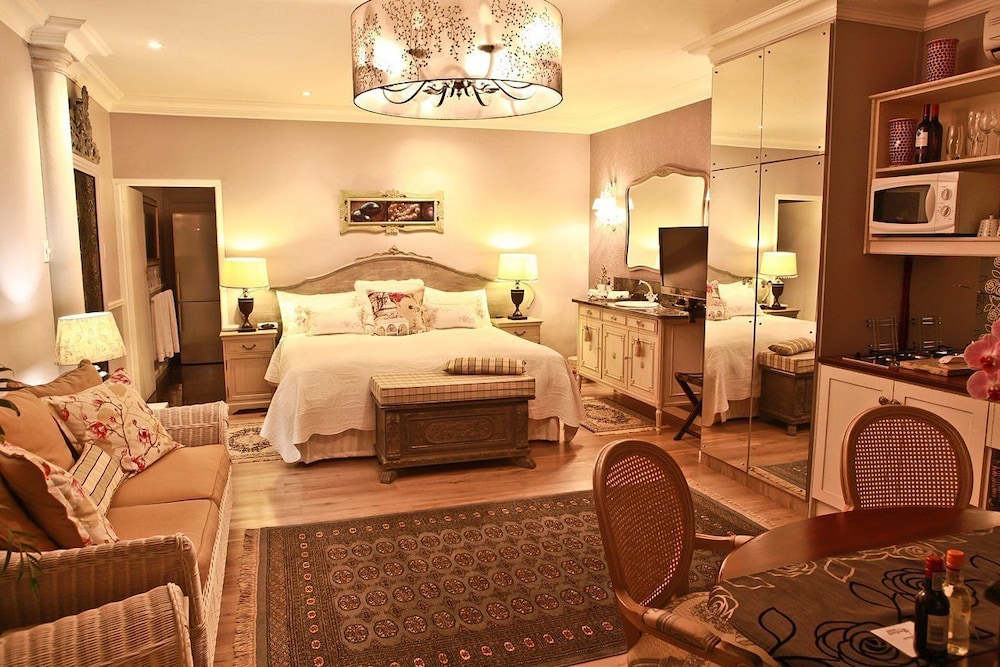Roosboom Luxury Apartments 18/50