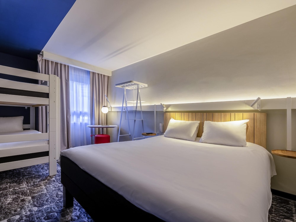 Ibis La Rochelle Centre Historique Hotel 18/56