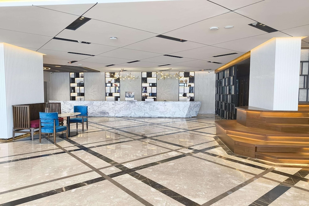 Ramada Encore by Wyndham Rajbagh Srinagar 9/64