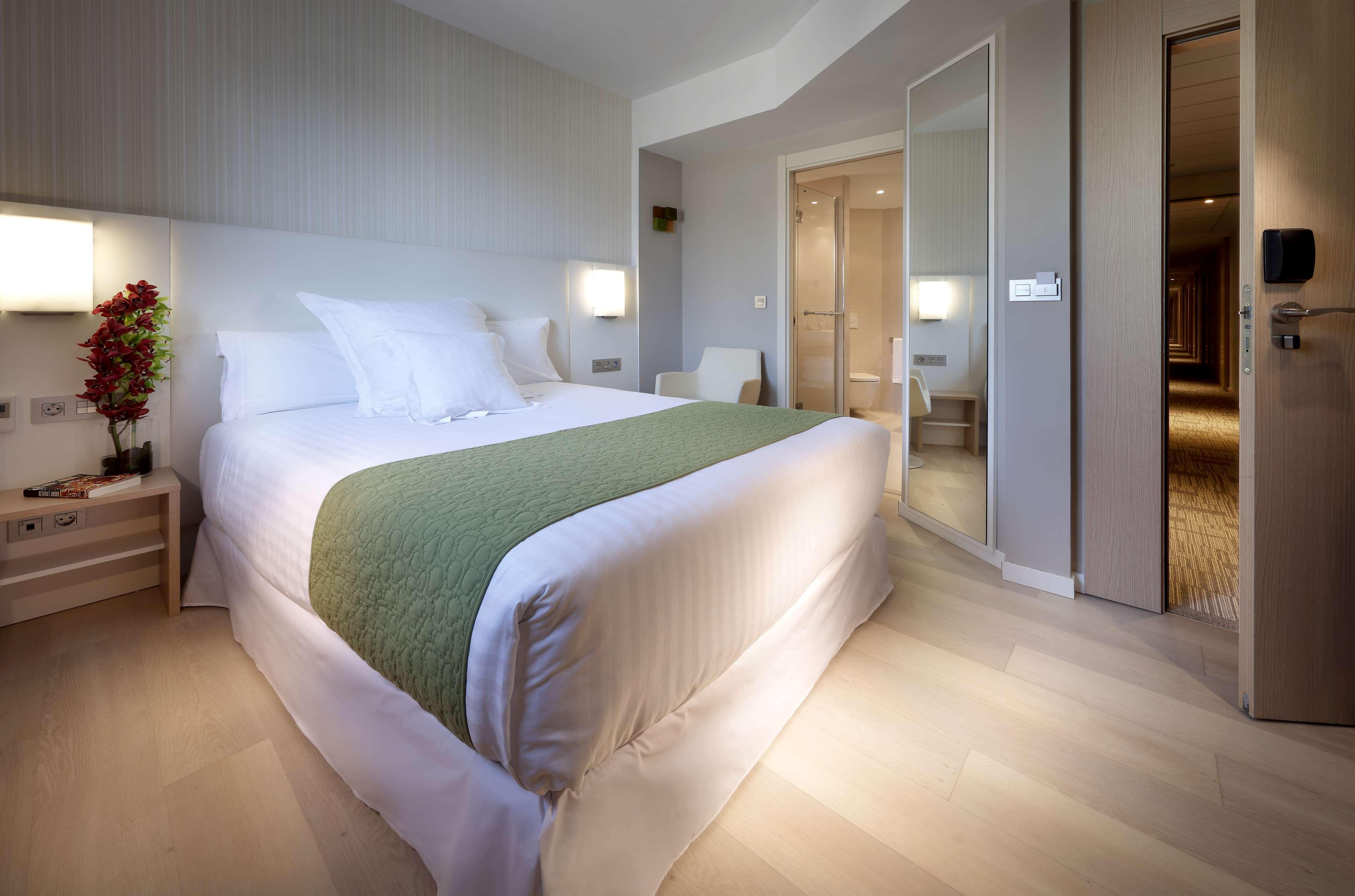 غرفة، Barcelo Nervion 3/9