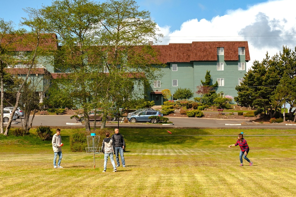 Chateau Westport Resort 46/63
