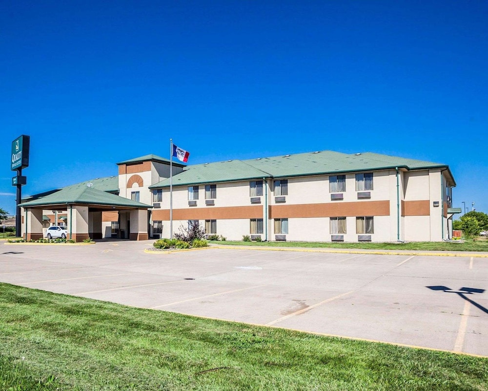 Quality Inn & Suites Altoona - Des Moines 6/33