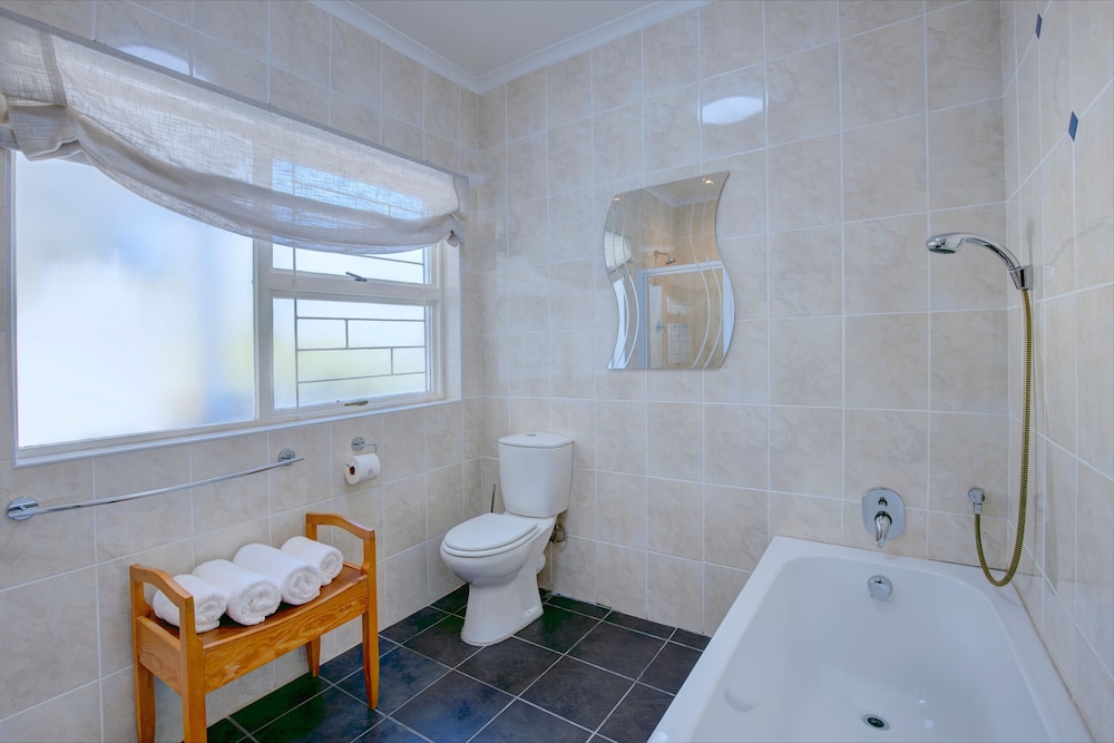 Amour Guest House 47/50