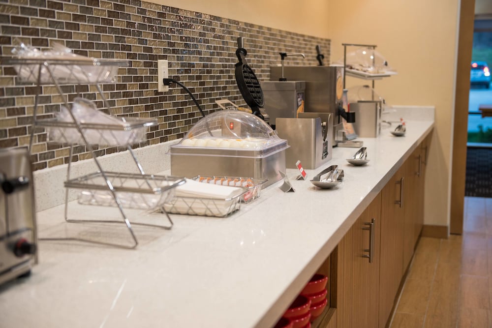 Towneplace Suites Battle Creek 46/47