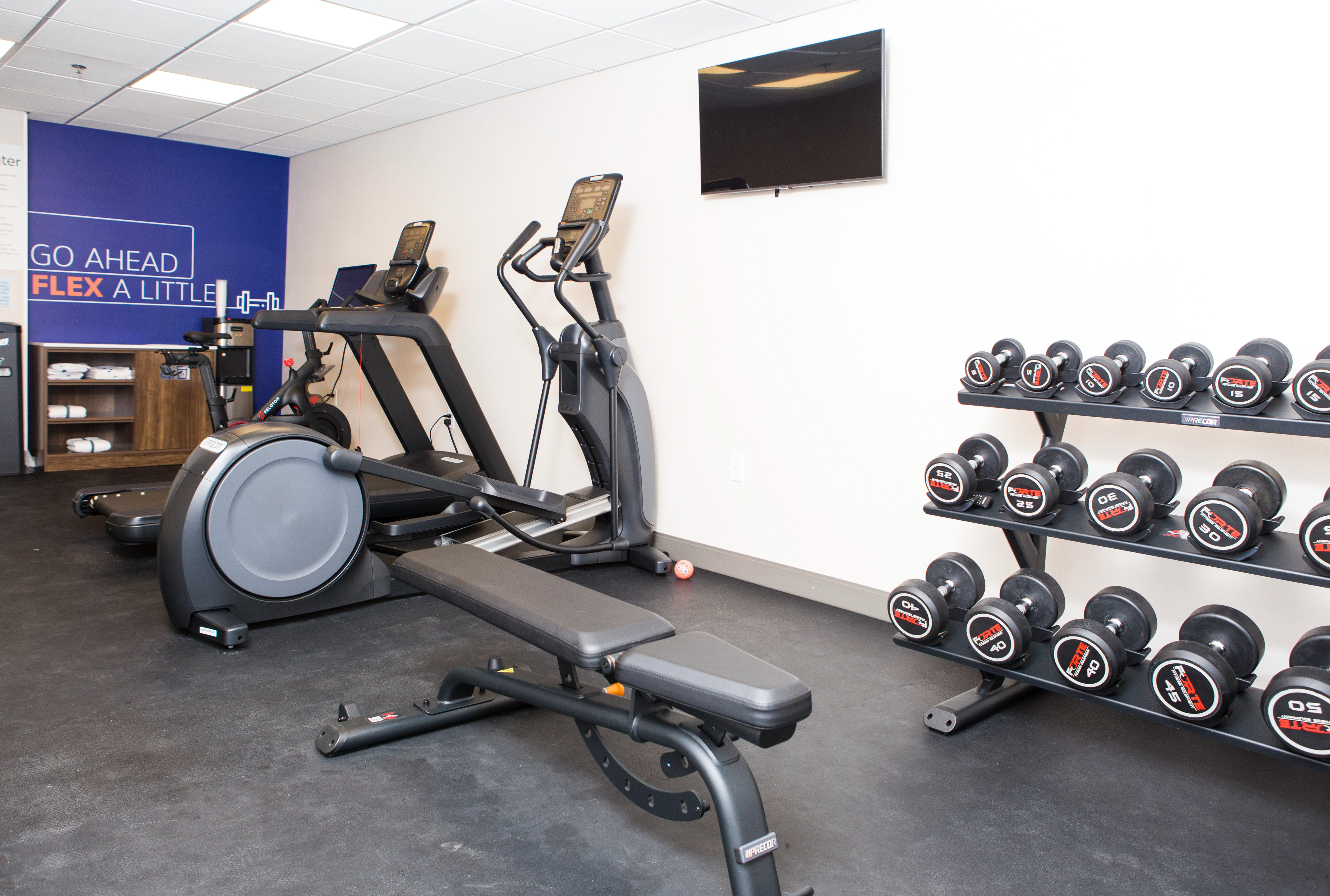 Holiday Inn Express & Suites Prince Albert - South 24/38