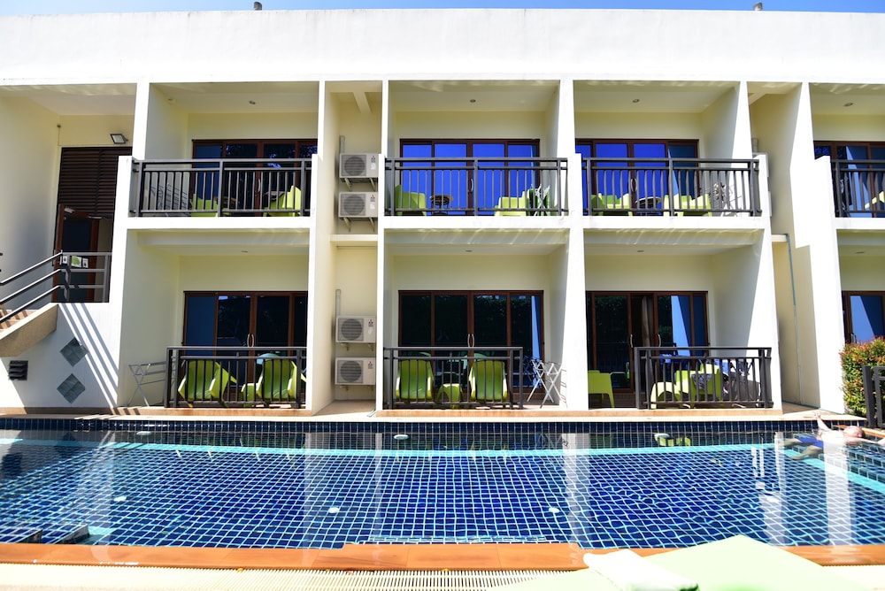The Green Hotel Koh Lipe 3/61