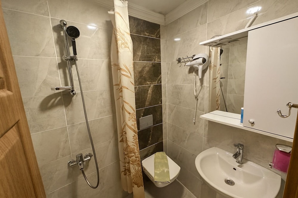 Biter Hotel 42/44