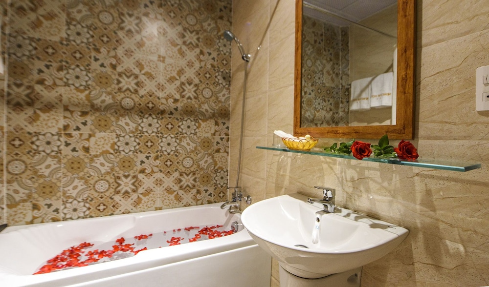 NEW STAR INN Boutique Hotel 49/49