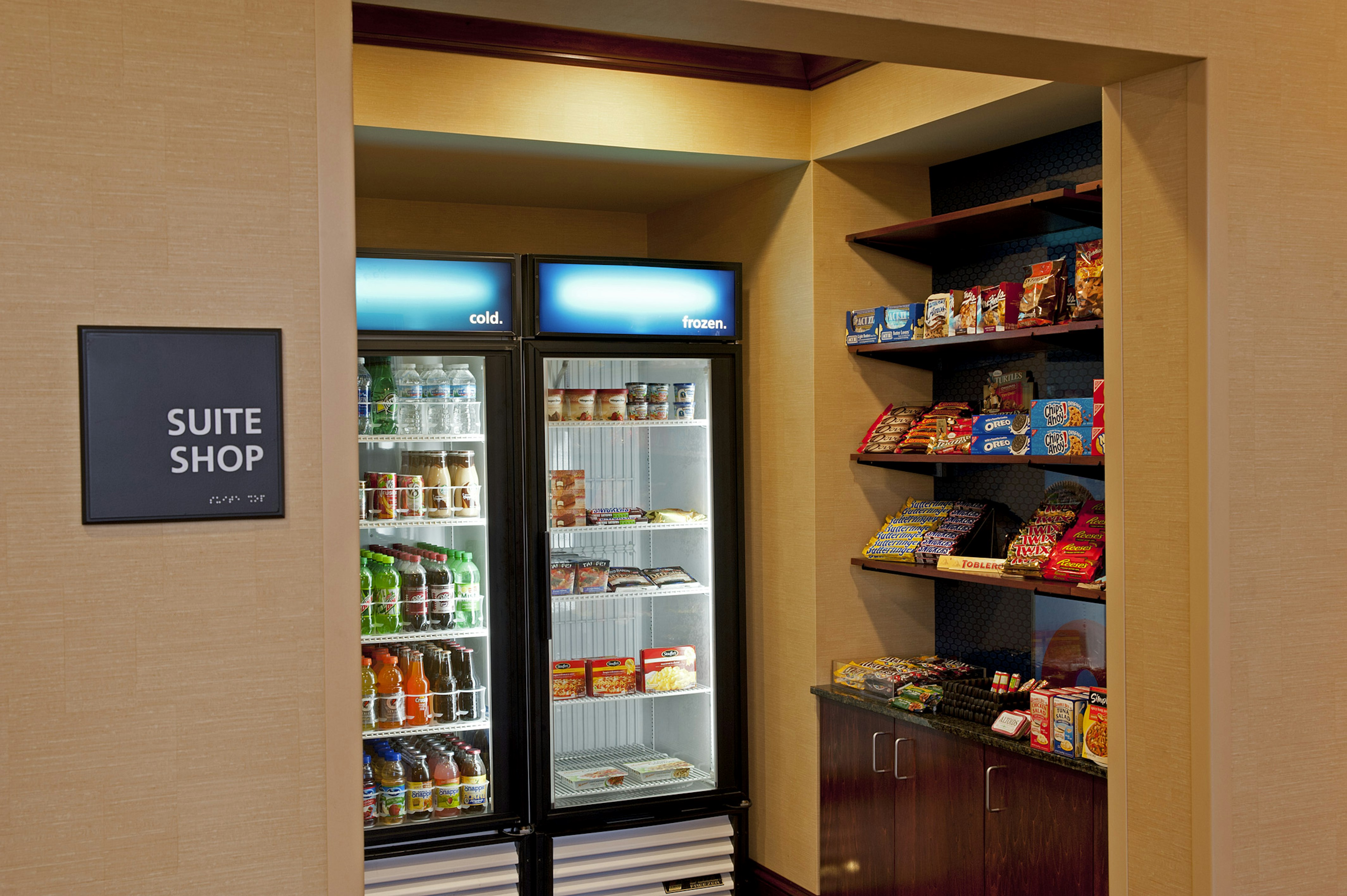印第安纳波利斯机场恒庭套房酒店(Hampton Inn & Suites Indianapolis - Airport) 图片2